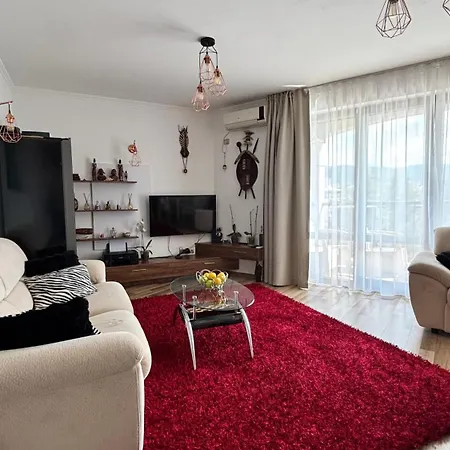 Luxury Rest Dolphin Club Apartament *
